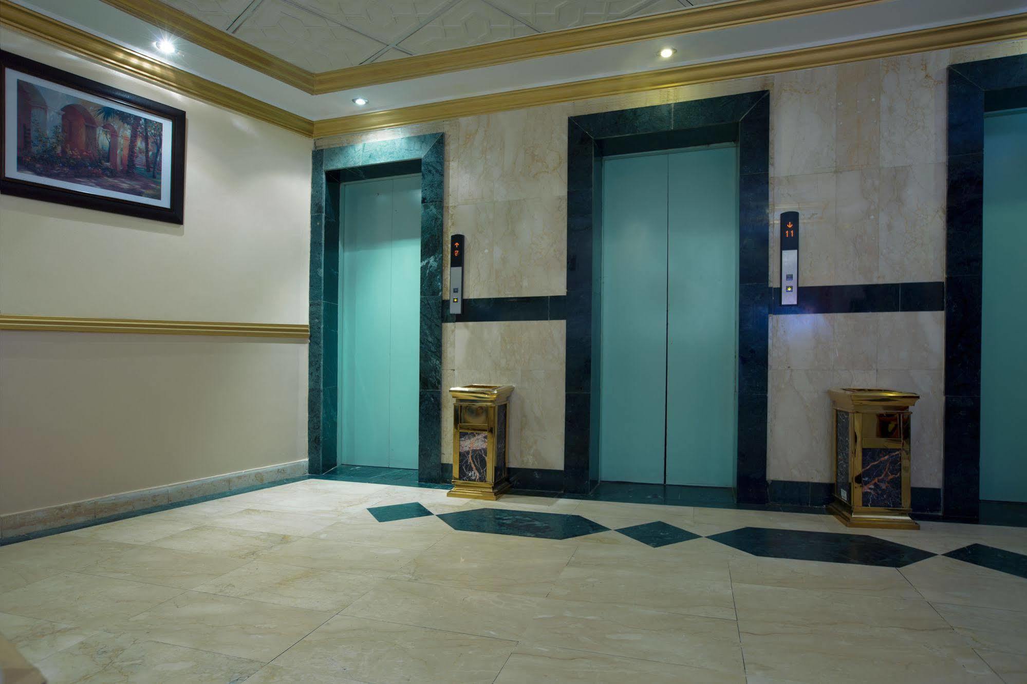 Nawazi Ajyad Hotel Mecca Exterior photo