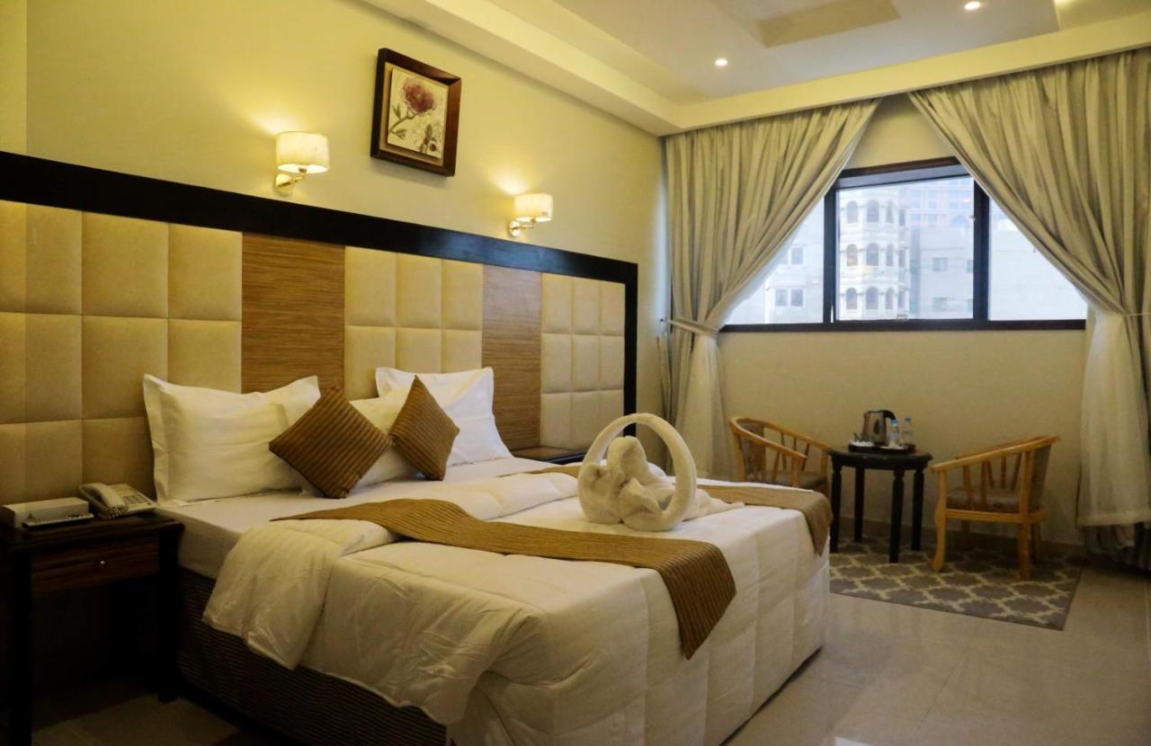 Nawazi Ajyad Hotel Mecca Exterior photo